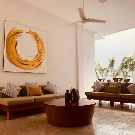 **Stunning **Brand New Apart On 5Th Ave Apartment